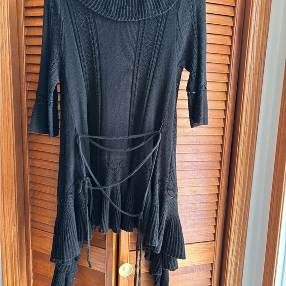 Aventura Francesca Cardigan Women Large Black Waterfall Ruffled Knit Romantic - Picture 2 of 4